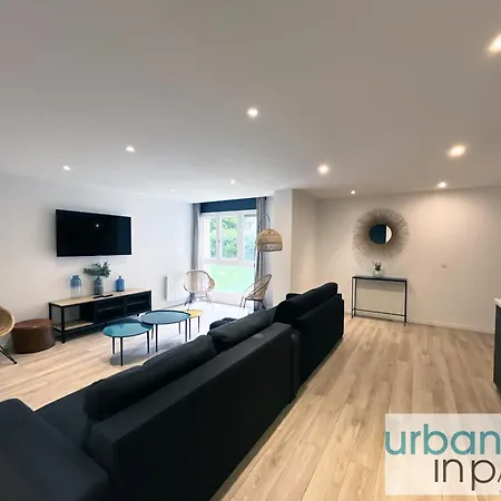 Urban Flat 182 - Spacious 4 Bedroom Flat In Lägenhet