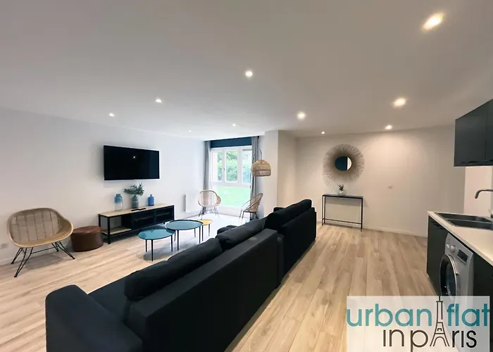 Urban Flat 182 - Spacious 4 Bedroom Flat In Apartamento